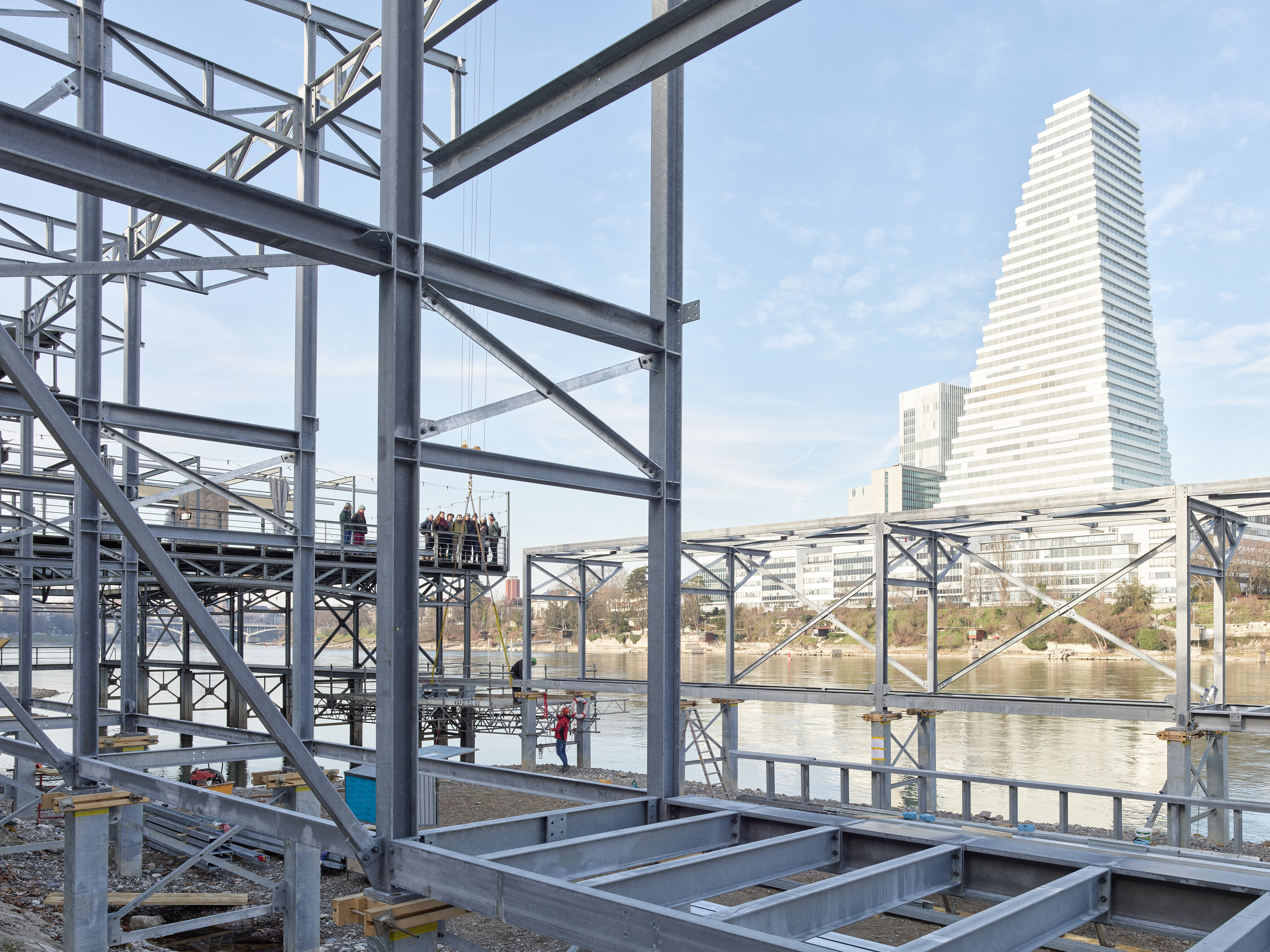 Ahp0095 AIQ4 014897 J3